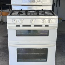 LG 5 Burner Double Oven , FREE GE Microwave