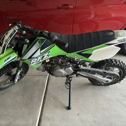 Apollo DB-X4 Semi-Automatic Dirt Bike