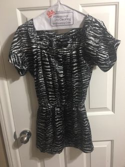 Wet seal top size small
