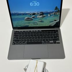 2022 Apple MacBook Pro  M2 Chip 8GB/500GB 13in Battery Health  100% capacity 