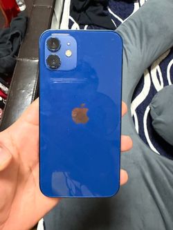 iPhone 12 (64GB)