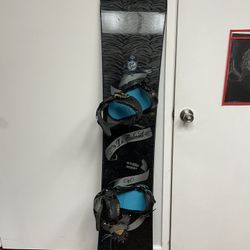 163cm triple nickle La Calavera wide snowboard with large bindings 