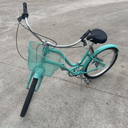 26" Hyper Bicycles Commute Bike with Basket, Adults 13+ Years, Neon Teal