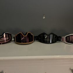 snowboarding/ski goggles