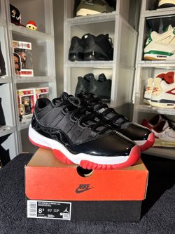 Air Jordan 11 Retro Low Bred Size 8.5- Light Wear- very clean