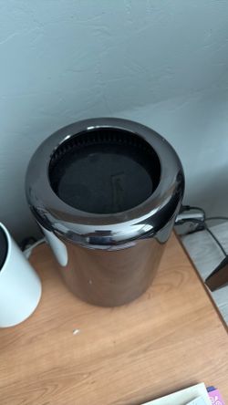 Apple Mac Pro A1481 Desktop - ME253LL/A (October, 2013)