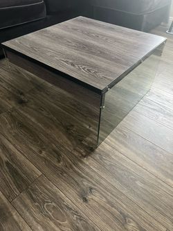 Center piece table