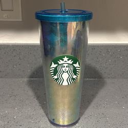 Starbucks Iridescent Mermaid Scales Tumbler 24 oz With Lid & Straw