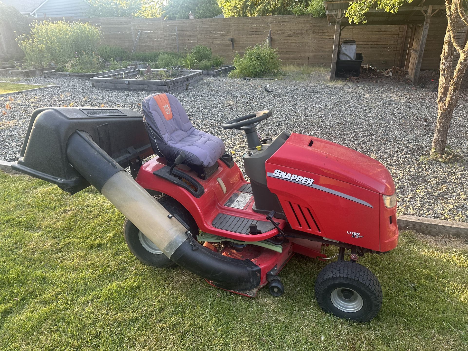 Snapper Riding Mower