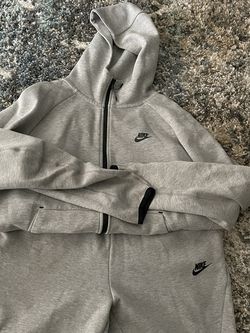 Nike Tech