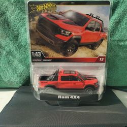 Hot Wheels----‐premium Ram 4x4