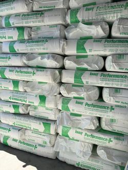 Knauf Performance+ Fiberglass Blowing Insulation Bags