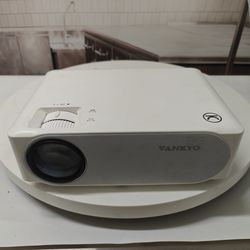 vankyo projector