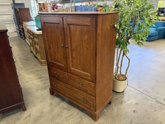 AMERICAN OF MARTINSVILLE Vintage Oak Media Cabinet with Power Extension