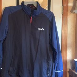 Swix windbreaker size large
