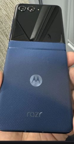 MOTOROLA RAZR 2025  256 GB  ATT /CRICKET !!!!!