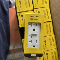 GFCI  20 Amp Tamper Resistant White 