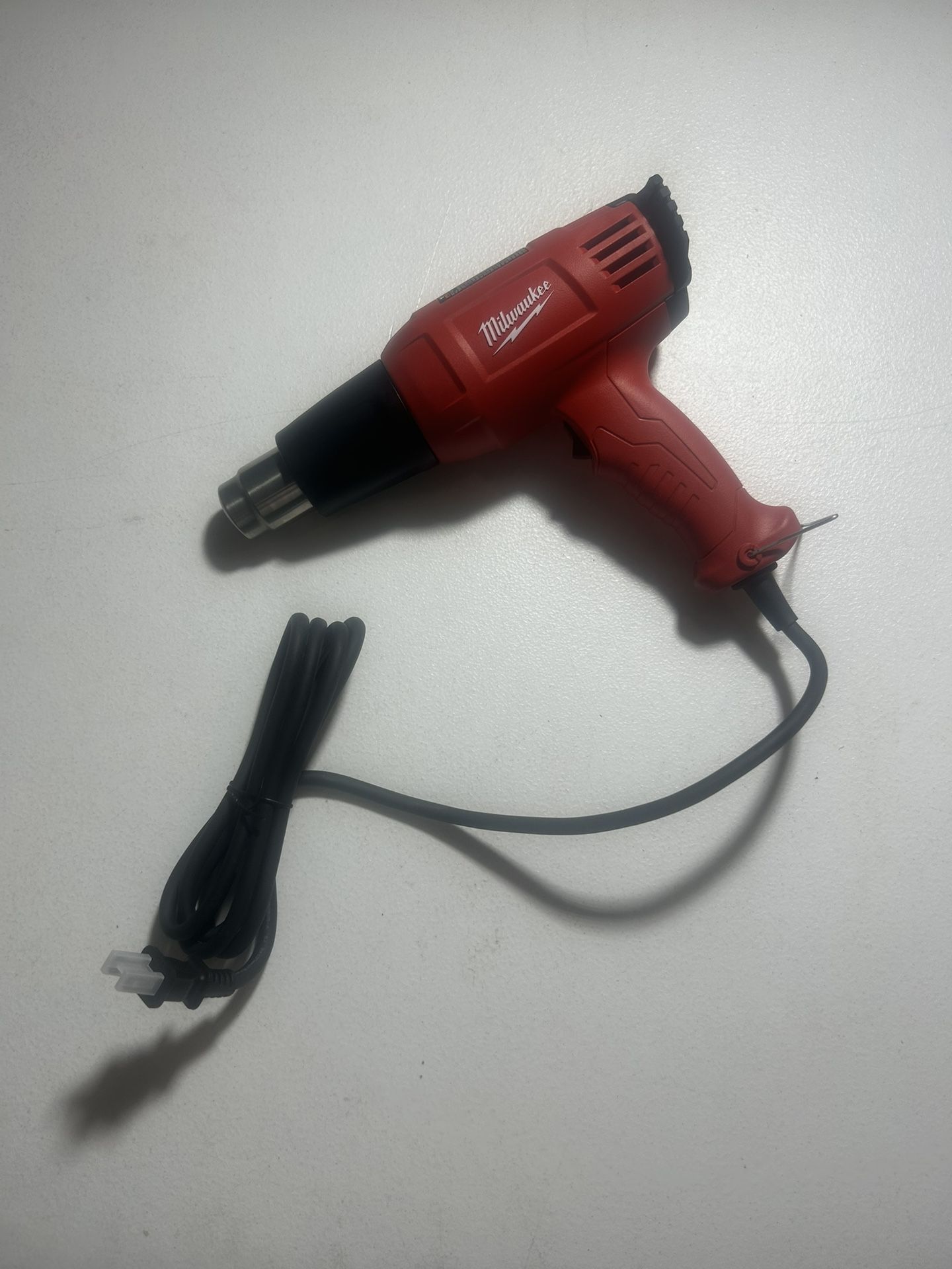 Milwaukee Corded Heat Gun for Sale in Buckeye, AZ OfferUp