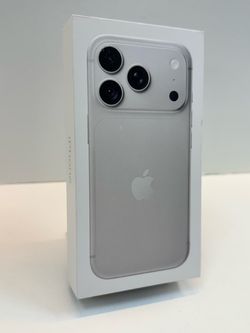 Apple iPhone 18 PRO 256gb. ( Unlocked Phone )