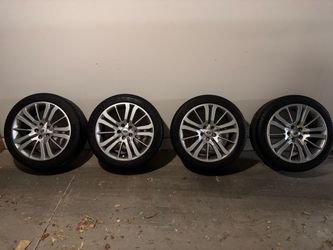 Range Rover Sport 20 inch Rims and Tires
