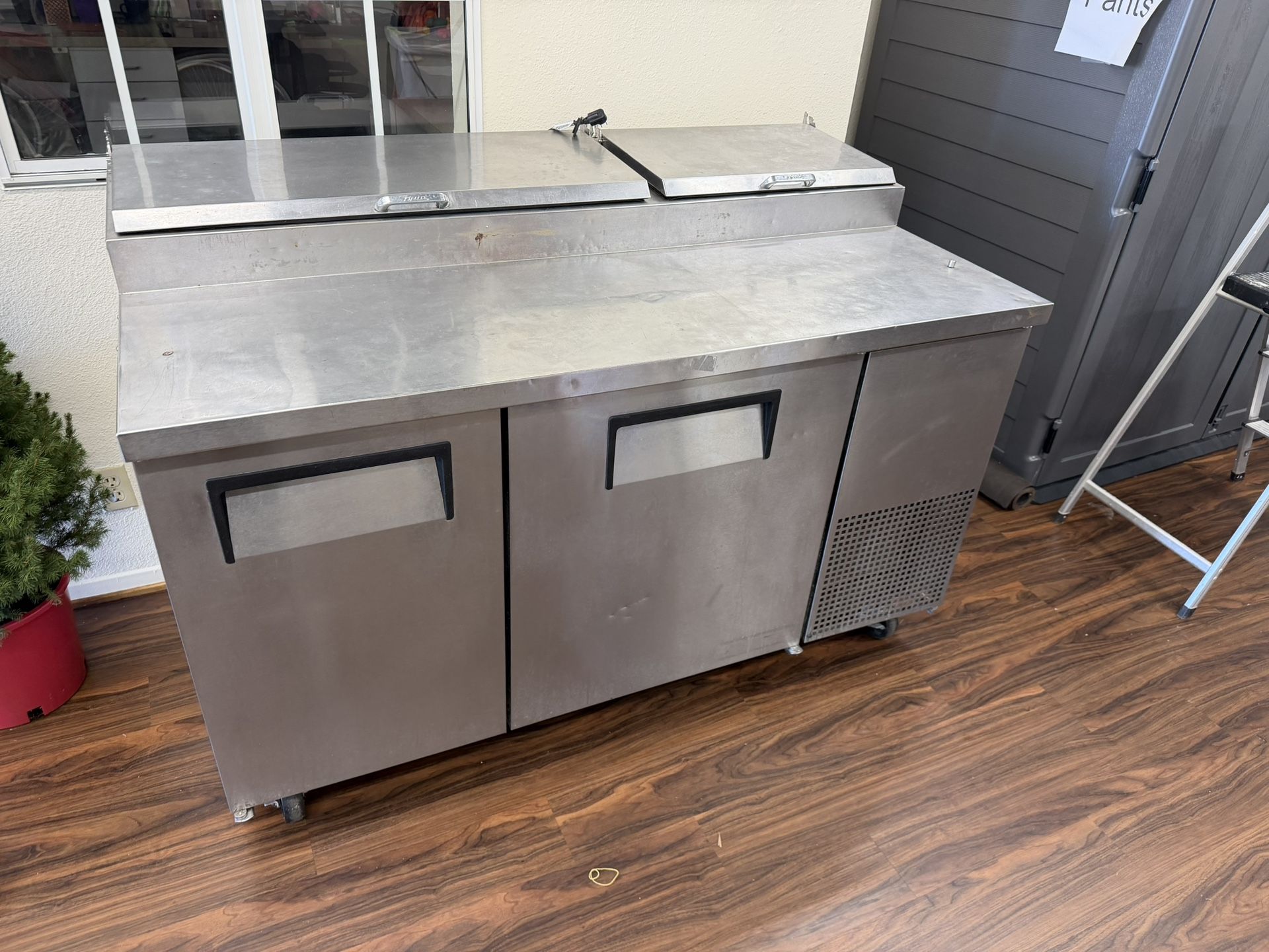 Commercial Refrigerator