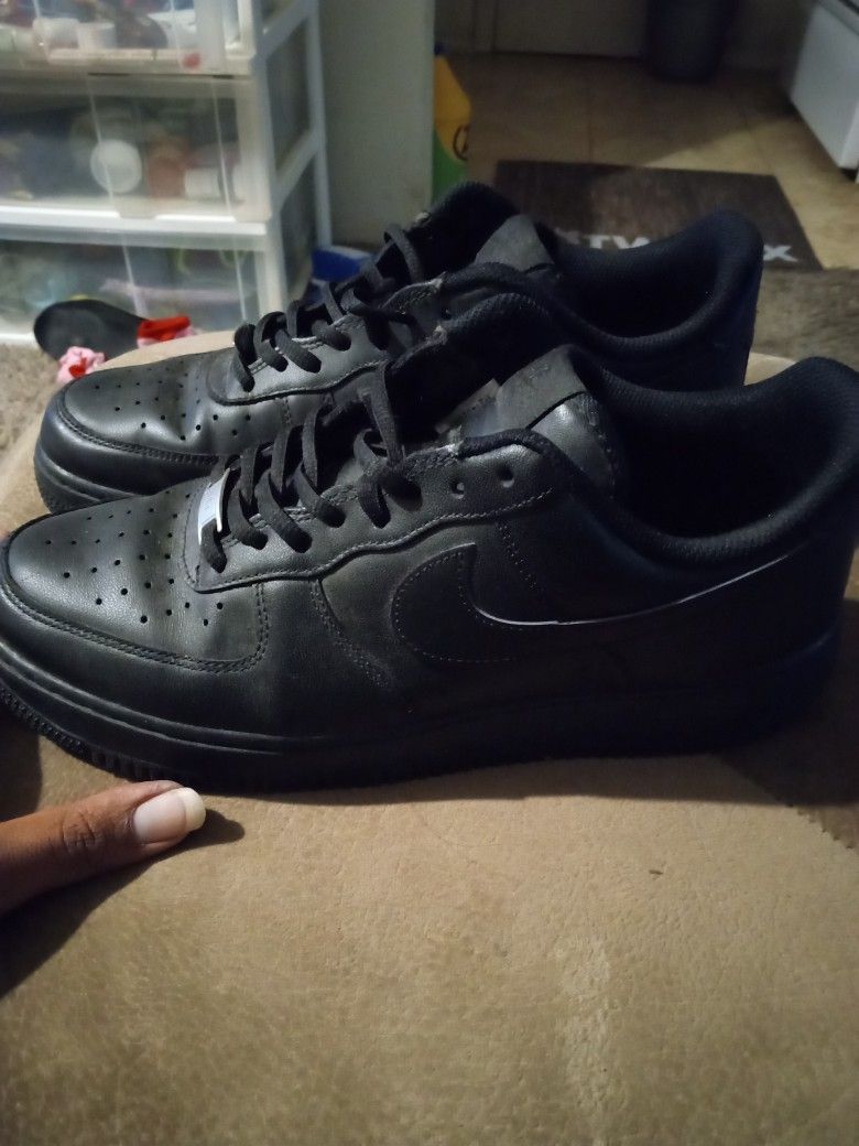 Black Air Force Ones