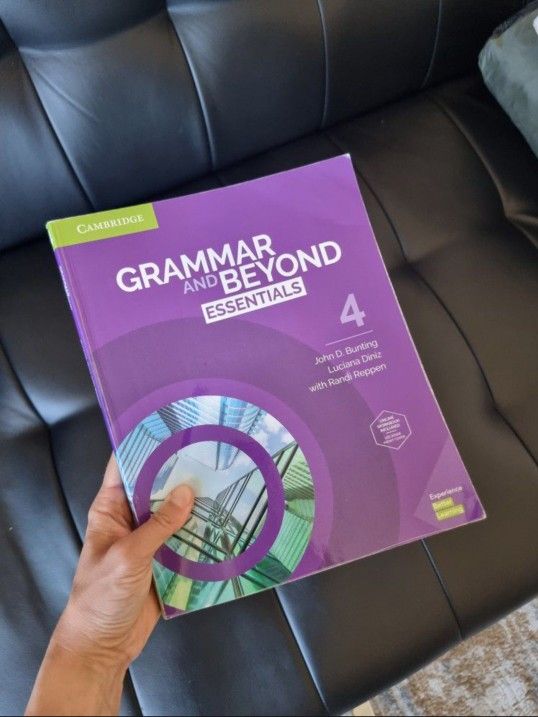 Grammar And Beyond Essentials Level 4 Student's Book With Online Workbook