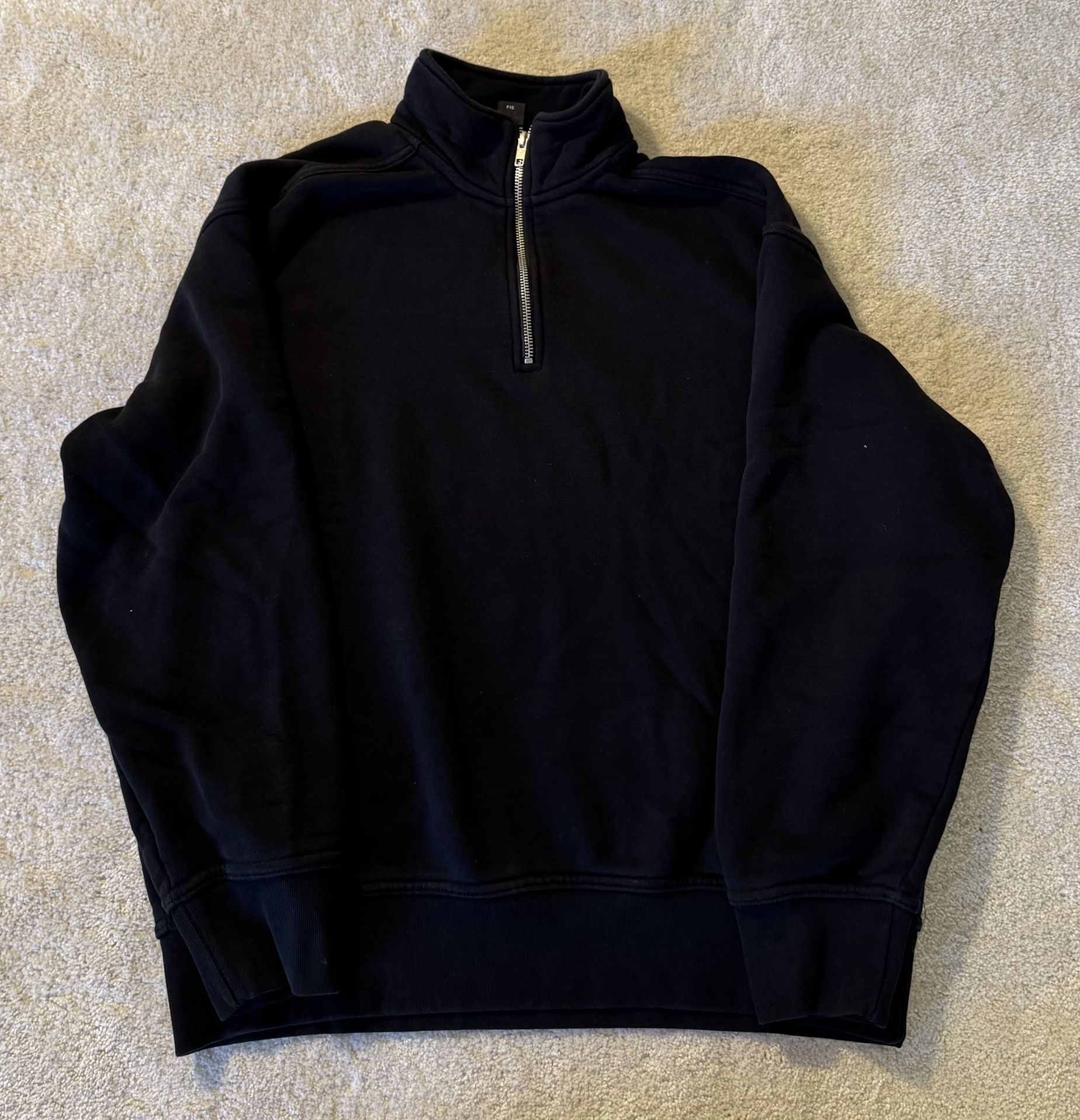 Heavy Mens Quarter Zip Sweater Black Size (M) LIKE NEW