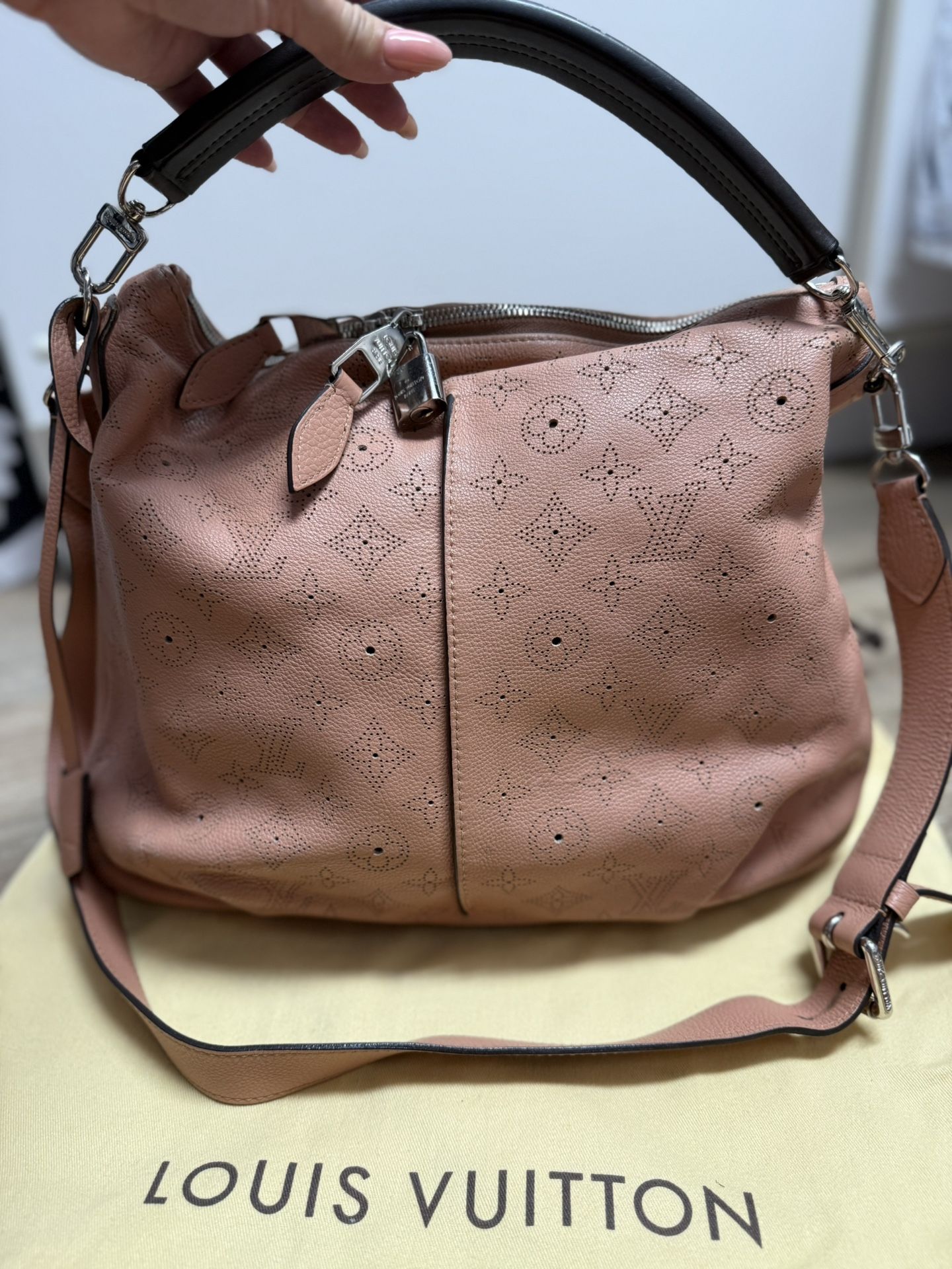 Louis Vuitton Mahina Selene Pm With Pouch