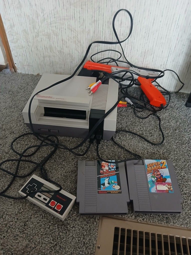 Nintendo NES Game System