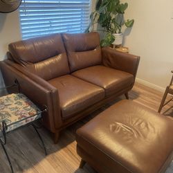 Genuine leather Love Seat Couch W Ottoman 