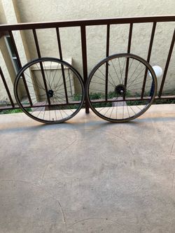 Set of bicycles wheels 25 inches