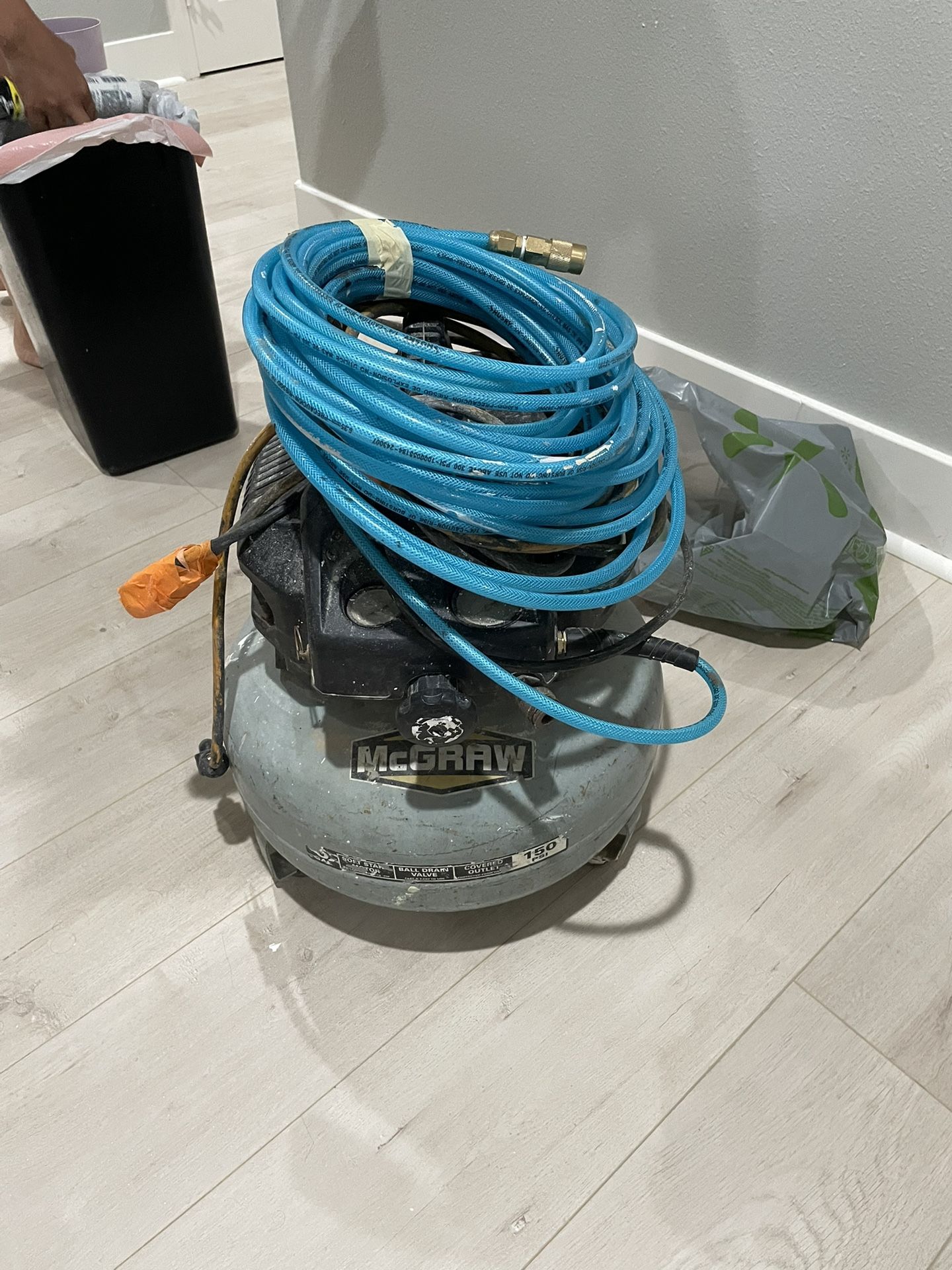 McGraw air compressor with hose