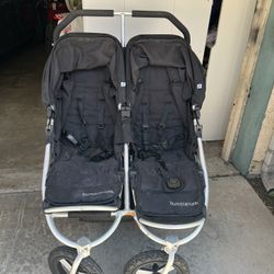 Double stroller 