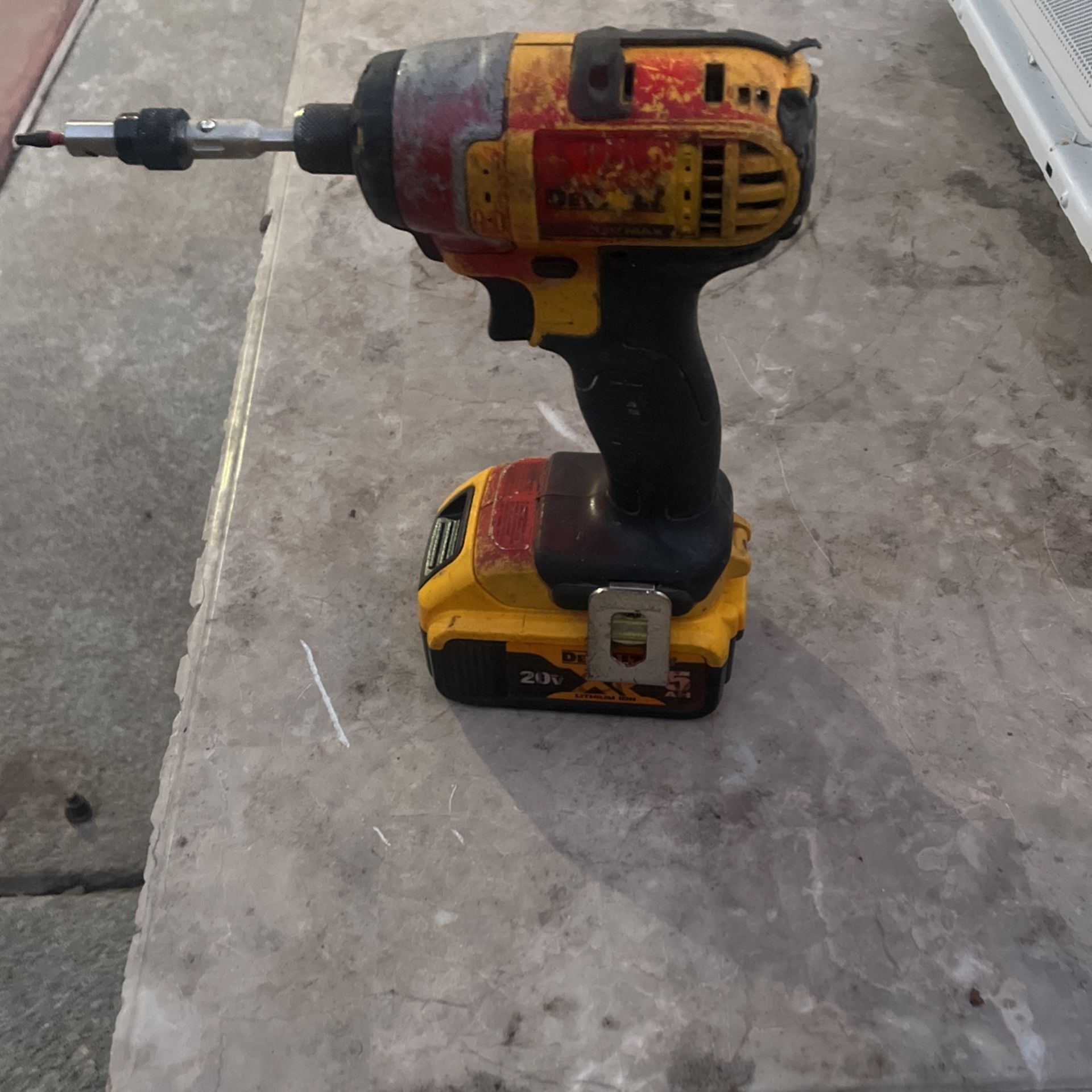 Impacto De Walt Con Batería for Sale in San Jose, CA OfferUp