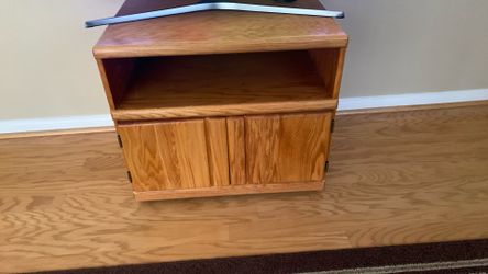 TV/DVD Cabinet In Oak
