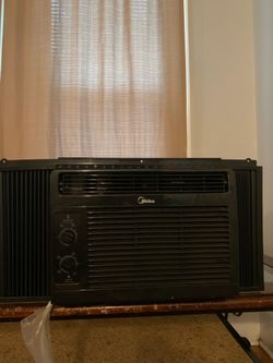 Midea Window A/C Unit