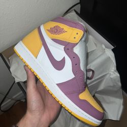 Jordan 1 “Brotherhood”