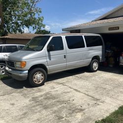 2007 Ford E350 