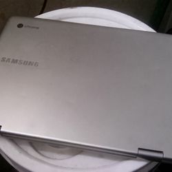 Samsung Chrome Laptop