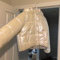 Hello Kitty Puffer Jacket 