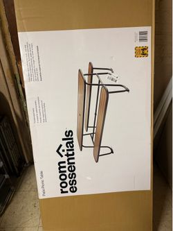 Room Essentials Picnic Table New