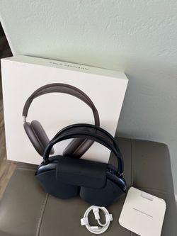 Navy Airpod Max