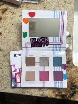 Tetris block party eyeshadow palette