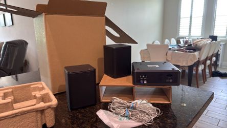 LG Surround Sound Speaker: SPQ8-S