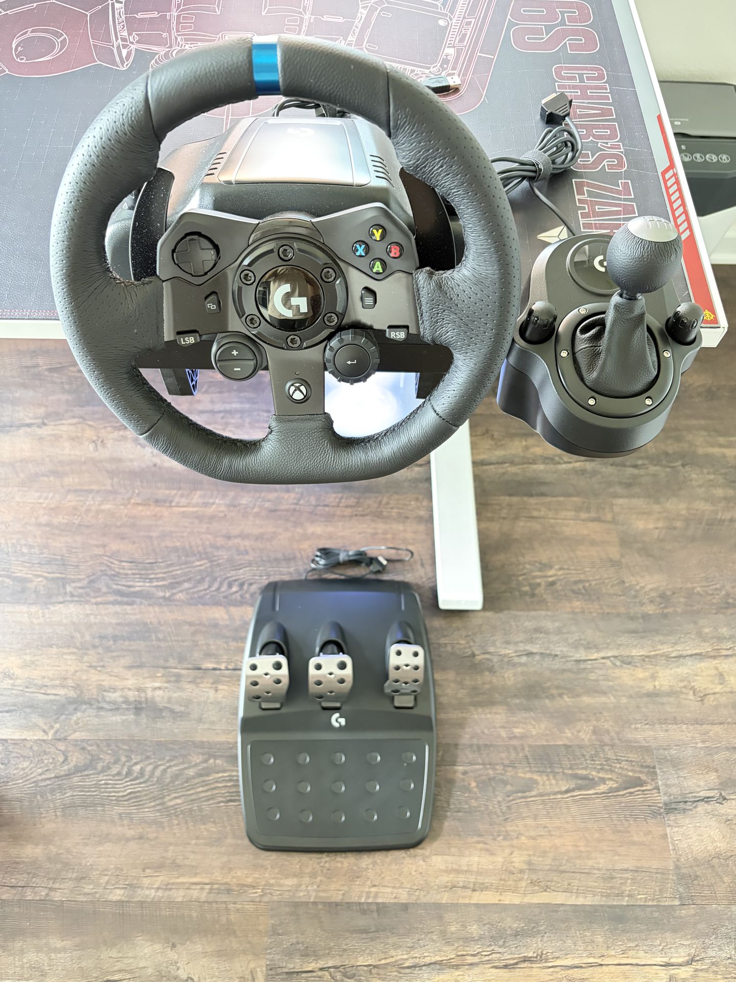 Logitech Racing Wheel Combo G923 XBox