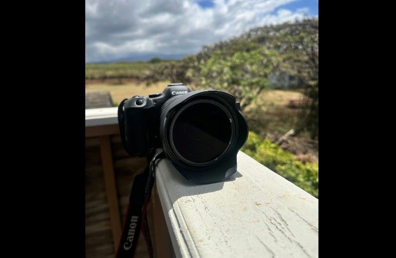 Canon EOS R6 Mark II with lense