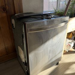 Midea Ultra Quiet Stainless Dishwasher