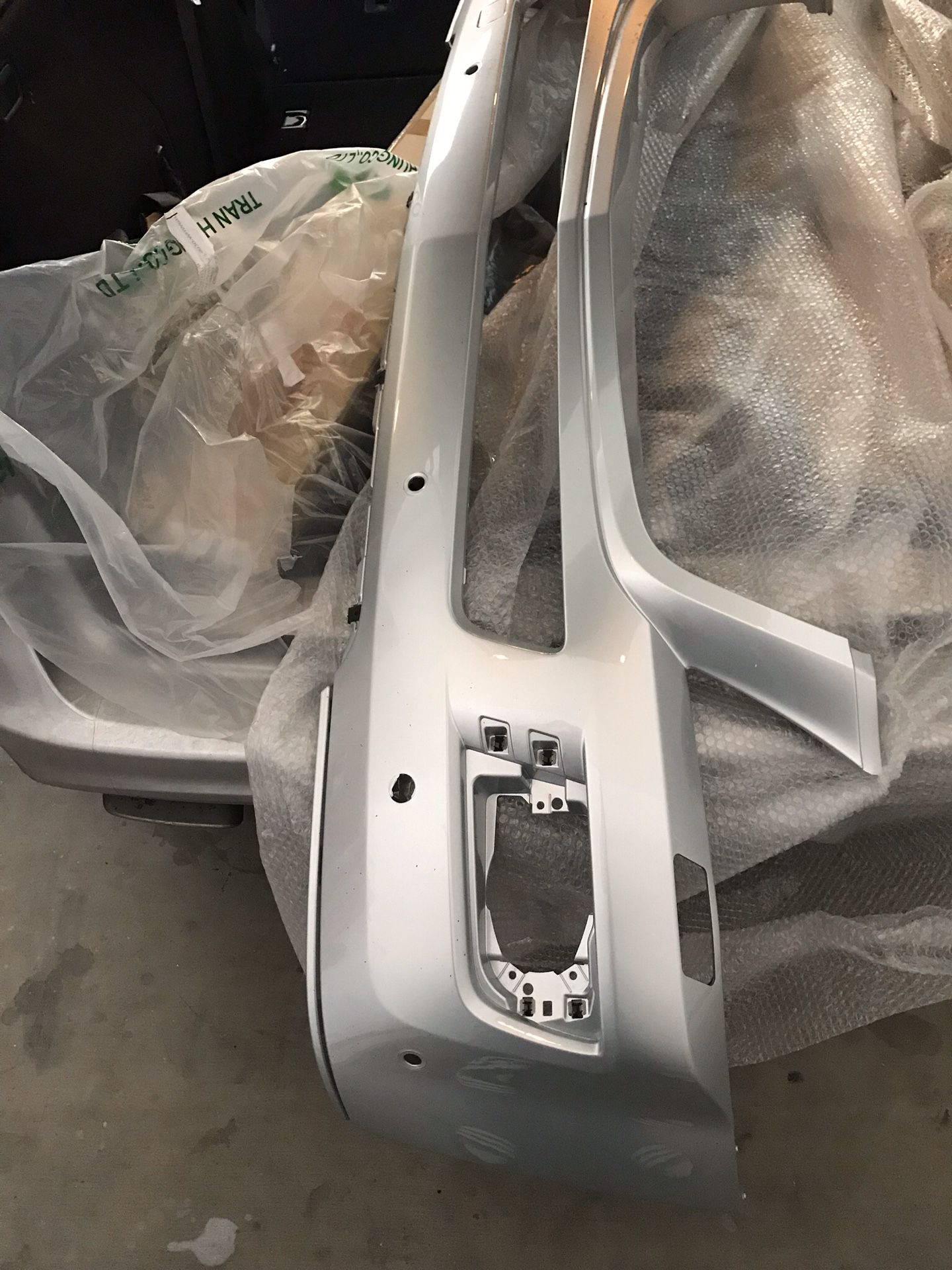 07-09 Mercedes GL front bumper