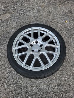 235/40/R18 tire end rim